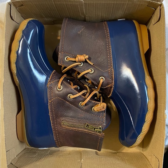 NEW Sperry Saltwater Waterproof Navy Duck Boot - Picture 10 of 16